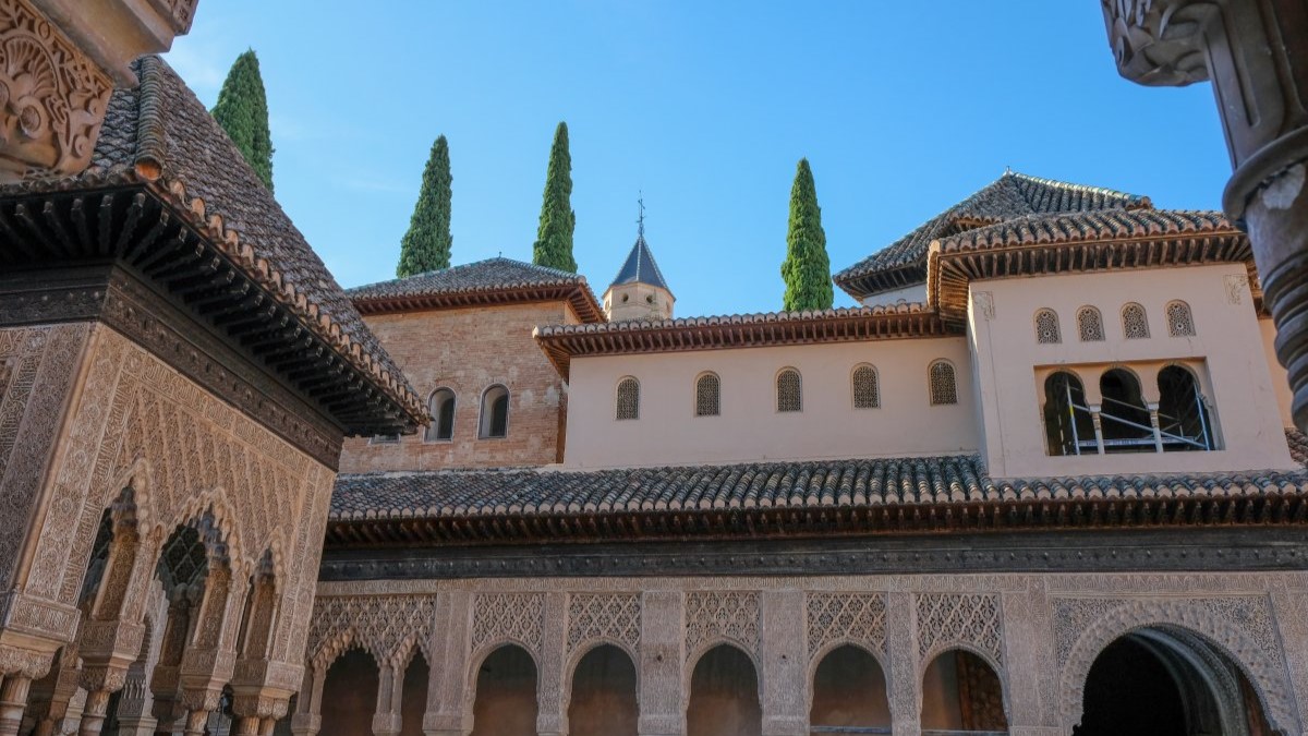 Im Nesridenpalast in der Alhambra